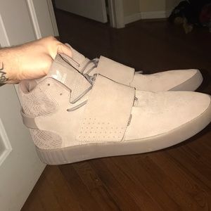 Adidas Tubular Invader (Tan)